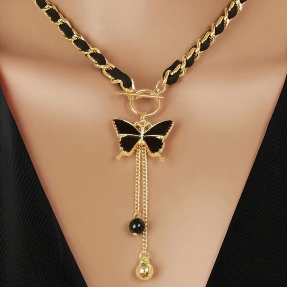 Butterfly Black Chain Pendant Necklace Choker with Tassels and Toggle Hook -NWT